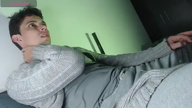 Snapshot of yourfavoriteboy__ chatting on 10/07/25, 11:13 yourfavoriteboy online show from 10/07/25, 11:13