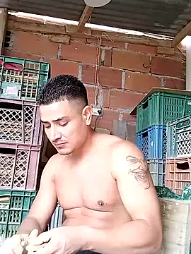 Snapshot of hoteder chatting on 10/13/25, 02:39 hoteder online show from 10/13/25, 02:39