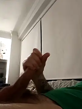 Snapshot of DannySastre91 chatting on 11/16/25, 10:15 DannySastre91 online show from 11/16/25, 10:15