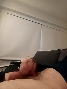 Snapshot of DannySastre91 chatting on 11/25/25, 04:29 DannySastre91 online show from 11/25/25, 04:29