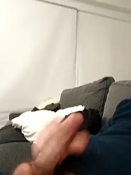 Snapshot of DannySastre91 chatting on 12/04/25, 08:06 DannySastre91 online show from 12/04/25, 08:06