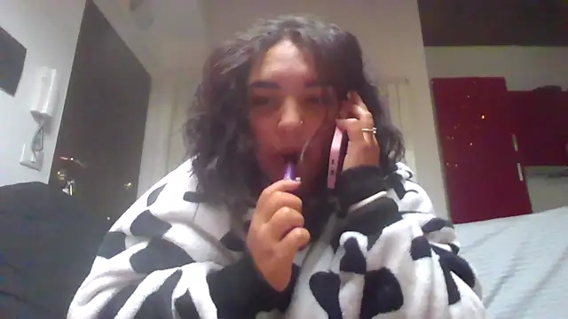 LadySophia03 online show from 09/24/25, 04:21