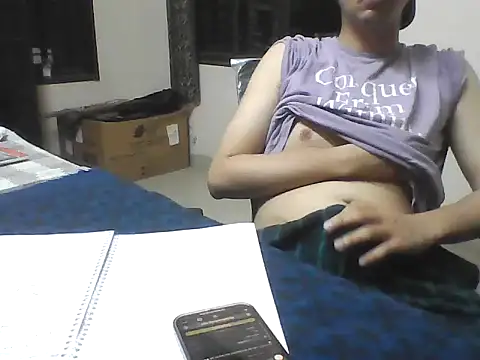 Snapshot of daddytemptation chatting on 11/10/25, 01:10 daddytemptation online show from 11/10/25, 01:10