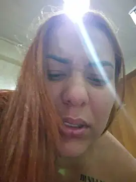 Snapshot of RuivaMisteriosa3 chatting on 12/13/25, 07:53 RuivaMisteriosa3 online show from 12/13/25, 07:53