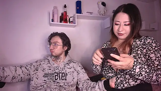 Snapshot of annyharriis chatting on 12/01/25, 10:04 annyharriis online show from 12/01/25, 10:04