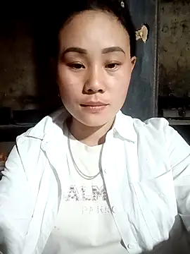 Snapshot of Ruaiuoi chatting on 02/17/26, 12:56 Ruaiuoi online show from 02/17/26, 12:56