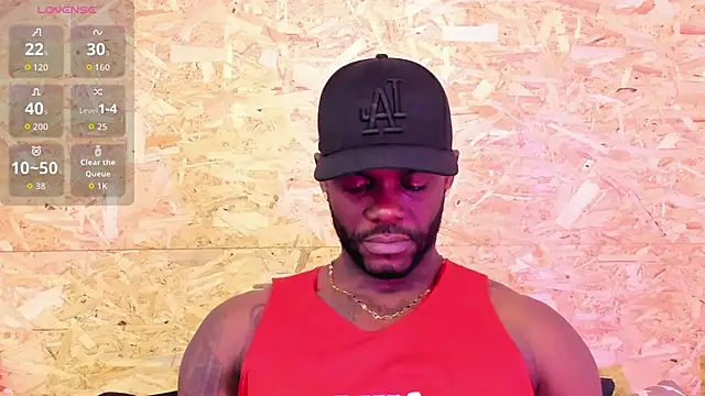 Snapshot of santiblack7 chatting on 11/28/25, 03:20 santiblack7 online show from 11/28/25, 03:20