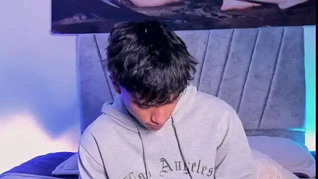 ZYZZ1312 online show from 11/24/25, 05:34