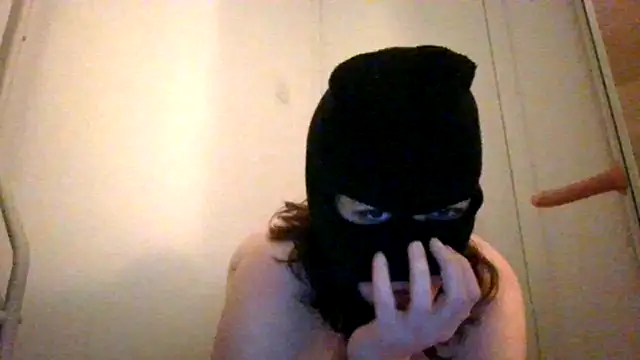 Snapshot of good_girls_obey chatting on 09/27/25, 08:58 good girls obey online show from 09/27/25, 08:58