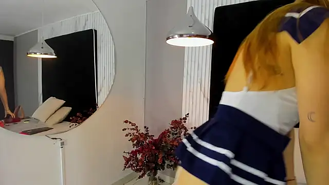 Snapshot of MONIK_FOX_CR chatting on 09/19/25, 07:47 MONIK FOX CR online show from 09/19/25, 07:47