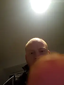 svenni2525 online show from 10/09/25, 06:11