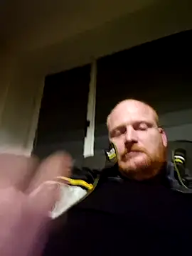 svenni2525 online show from 11/16/25, 04:29