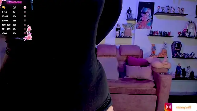 winnylove1 online show from 06/10/26, 11:35