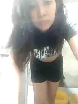 Sweet-Beerry online show from 04/14/26, 06:19