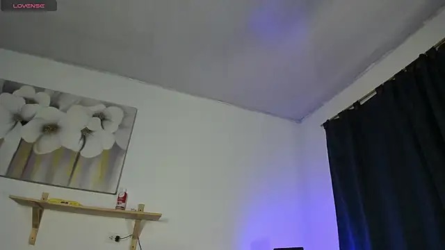 angel hasss online show from 09/22/25, 01:07