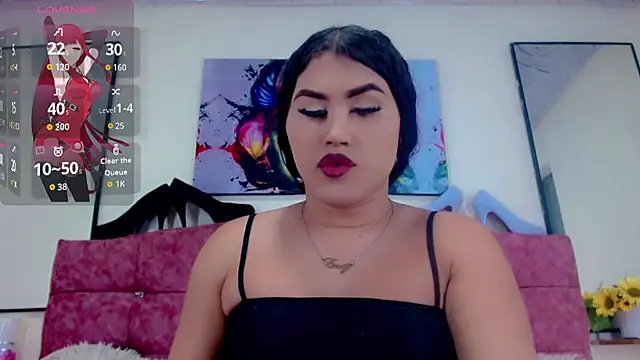 Snapshot of Eemily_- chatting on 10/20/25, 08:31 Eemily - online show from 10/20/25, 08:31
