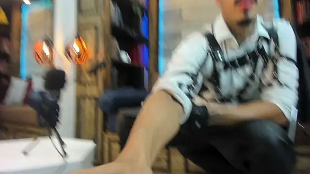 Donovan Desmond online show from 11/09/25, 02:43