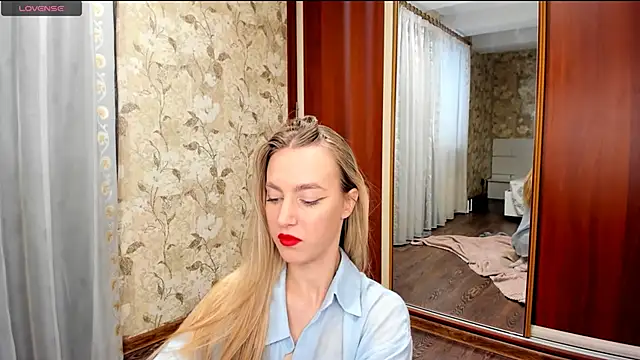 Snapshot of mishapallmer chatting on 11/29/25, 09:23 mishapallmer online show from 11/29/25, 09:23