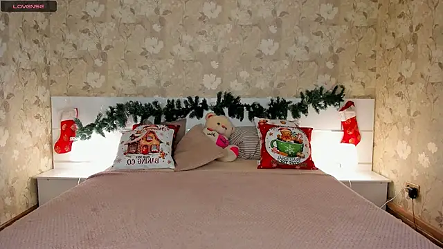 mishapallmer online show from 12/20/25, 03:13