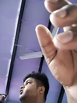 Snapshot of WorthyGyro88 chatting on 09/15/25, 02:55 WorthyGyro88 online show from 09/15/25, 02:55