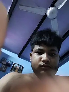 Snapshot of WorthyGyro88 chatting on 09/19/25, 02:57 WorthyGyro88 online show from 09/19/25, 02:57