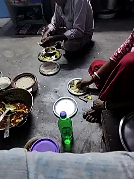 Snapshot of WorthyGyro88 chatting on 10/12/25, 05:01 WorthyGyro88 online show from 10/12/25, 05:01