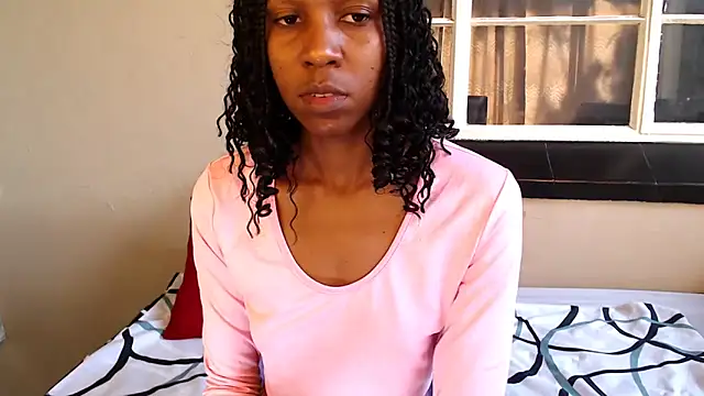 Snapshot of PetiteEbonyBabe chatting on 11/06/25, 06:58 PetiteEbonyBabe online show from 11/06/25, 06:58