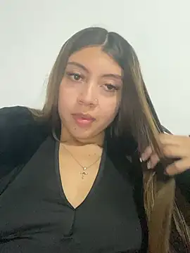 Sara-cooper2 online show from 01/15/26, 01:54