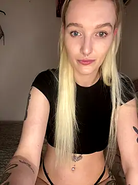 lovecassyrose online show from 11/25/25, 07:08