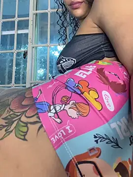 SophieD online show from 11/17/25, 09:53