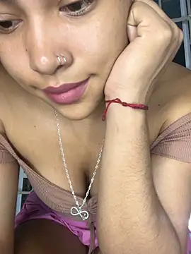 SophieD online show from 11/21/25, 11:58