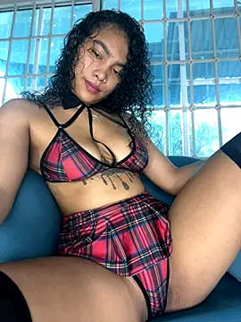 SophieD online show from 12/01/25, 12:43