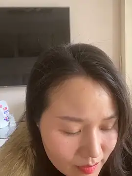 Snapshot of Mier-cn chatting on 12/23/25, 06:00 Mier-cn online show from 12/23/25, 06:00