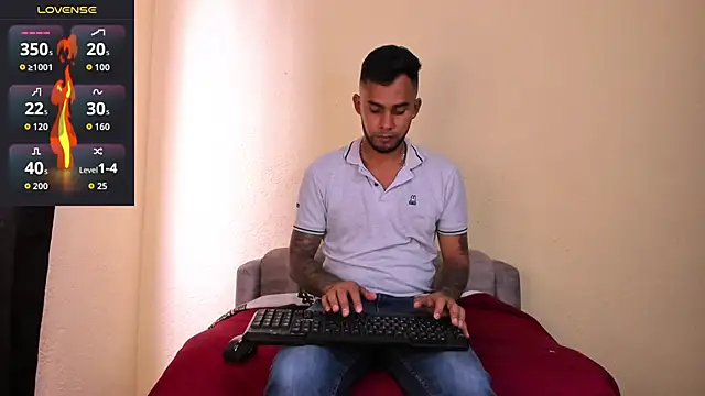 kaifas dirty online show from 10/25/25, 06:57