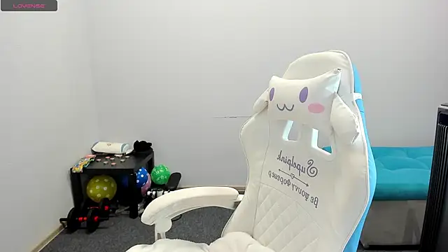 juliamurr 18 online show from 10/20/25, 01:28
