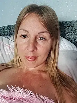 LunaSugarX online show from 09/19/25, 11:33