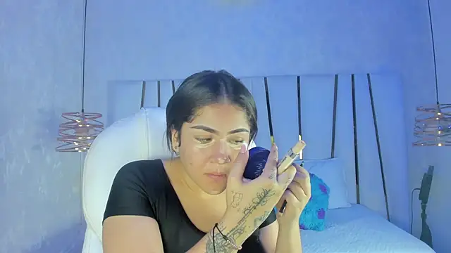 bonnie sm online show from 10/29/25, 07:15