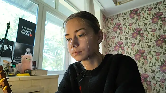 Witching Moon online show from 09/11/25, 08:47