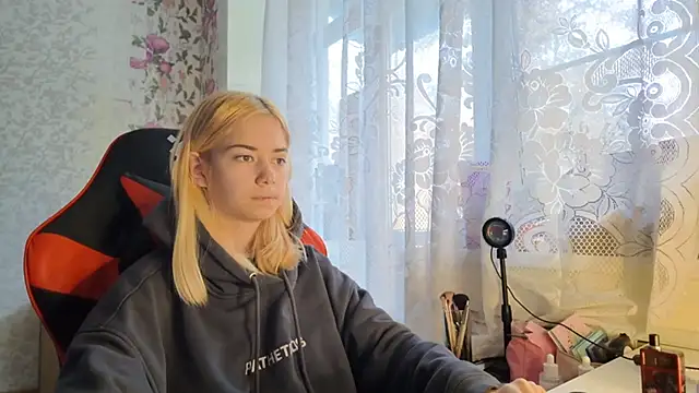 Witching Moon online show from 10/09/25, 07:17