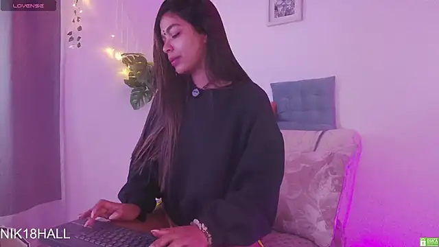 Nicolle swt online show from 02/25/26, 10:36