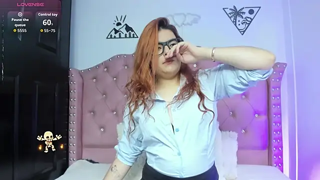 Lila Cox online show from 10/08/25, 11:19
