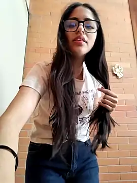 Goddesscut333 online show from 11/06/25, 06:42