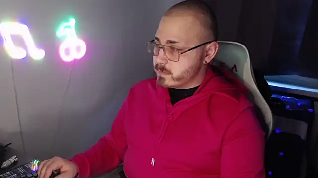Snapshot of FabianKinky chatting on 10/18/25, 06:58 FabianKinky online show from 10/18/25, 06:58