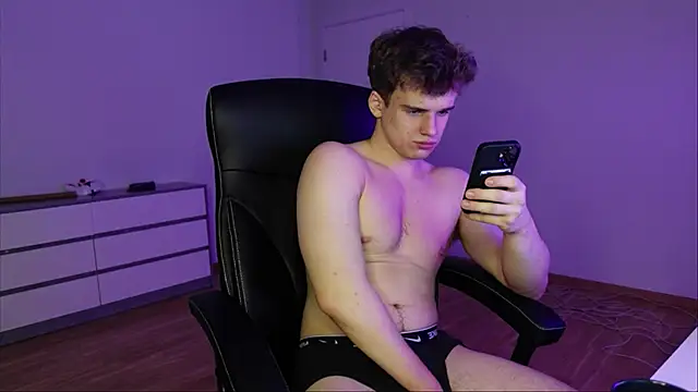 Ricky Becko online show from 11/20/25, 04:18