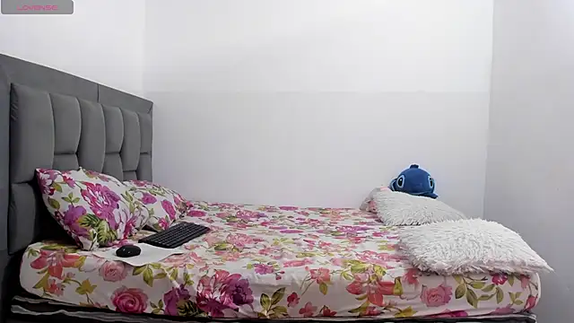 fire lovex online show from 02/13/26, 04:03