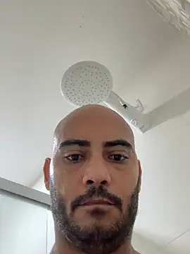 Snapshot of Morenocasado34liberal chatting on 02/09/26, 01:04 Morenocasado34liberal online show from 02/09/26, 01:04