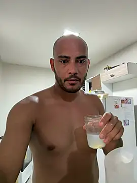 Snapshot of Morenocasado34liberal chatting on 02/17/26, 07:42 Morenocasado34liberal online show from 02/17/26, 07:42