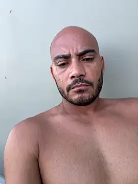 Snapshot of Morenocasado34liberal chatting on 02/21/26, 05:03 Morenocasado34liberal online show from 02/21/26, 05:03