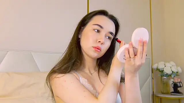 MiaMarlow online show from 11/20/25, 09:14