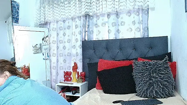 Snapshot of Victoriacoperino chatting on 11/04/25, 03:33 Victoriacoperino online show from 11/04/25, 03:33